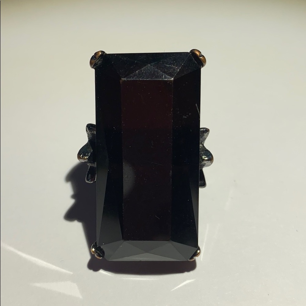 Large black stone ring - Picture 3 of 3